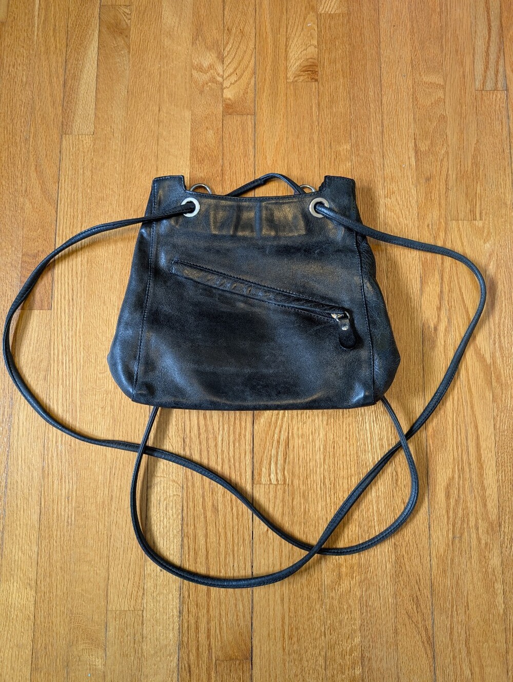 The Trend 2-in-1 Leather Crossbody Backpack